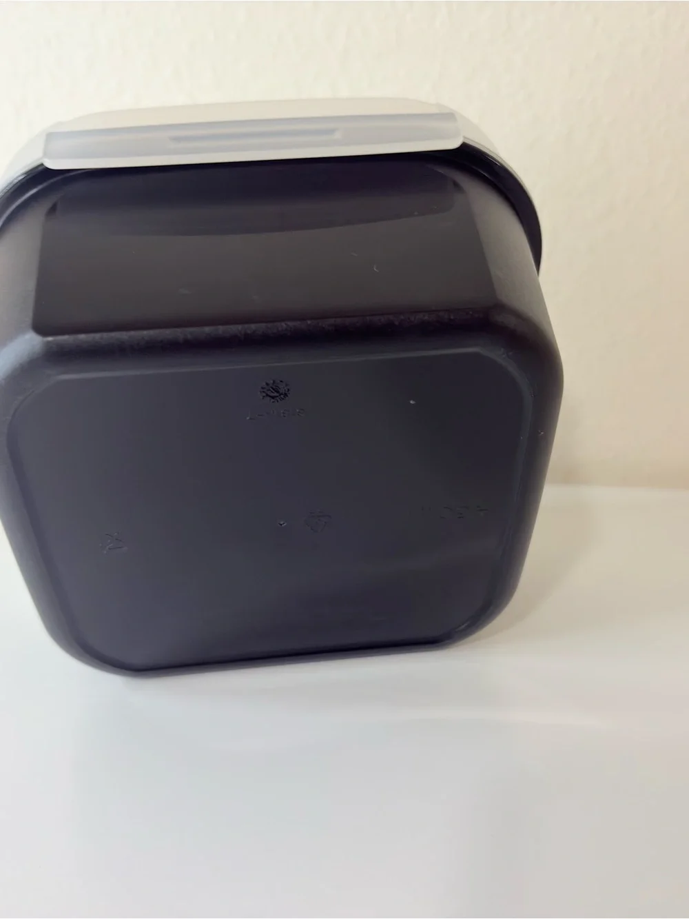 Tupperware Storzalot  black Clear Food Storage Container 4in/4in/3 in